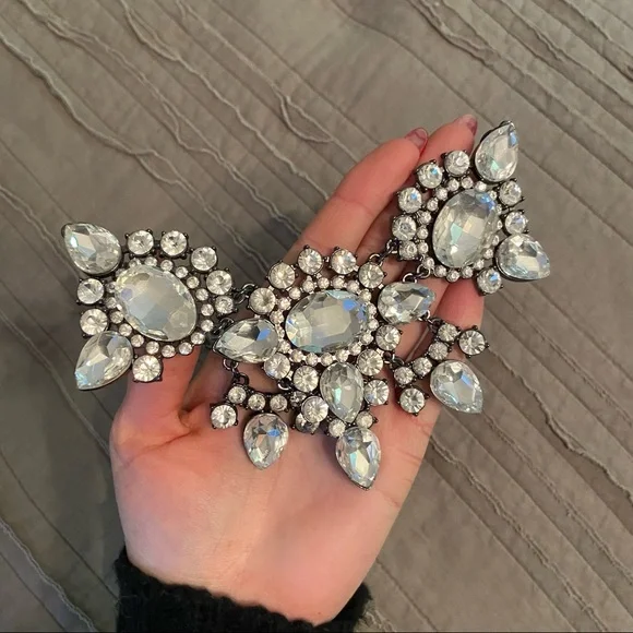 Large Vintage Style Diamond Statement Necklace - Picture 3 of 4